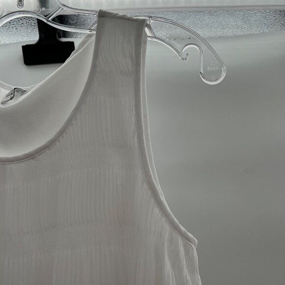 Elle Women's Textured Sleeveless Top White Size Small - Picture 4 of 9